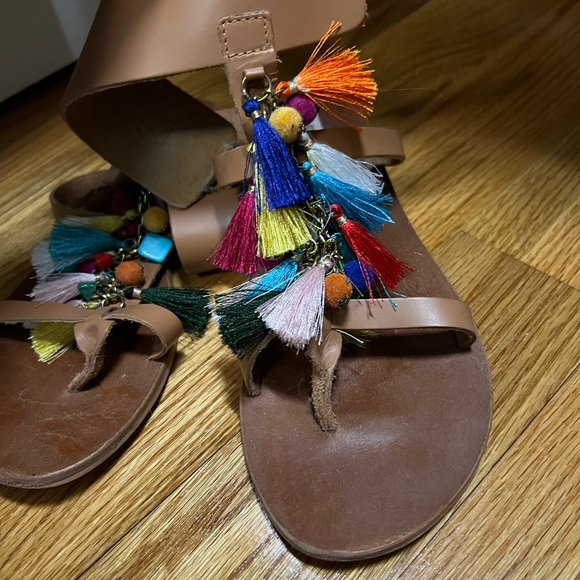 Steve Madden Colorful Sandals - Picture 4 of 5